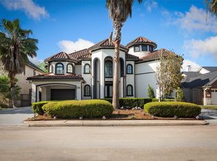 3844 Bellefontaine St, Houston, TX 77025