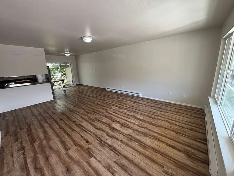 320 North St #330 — Photo 2