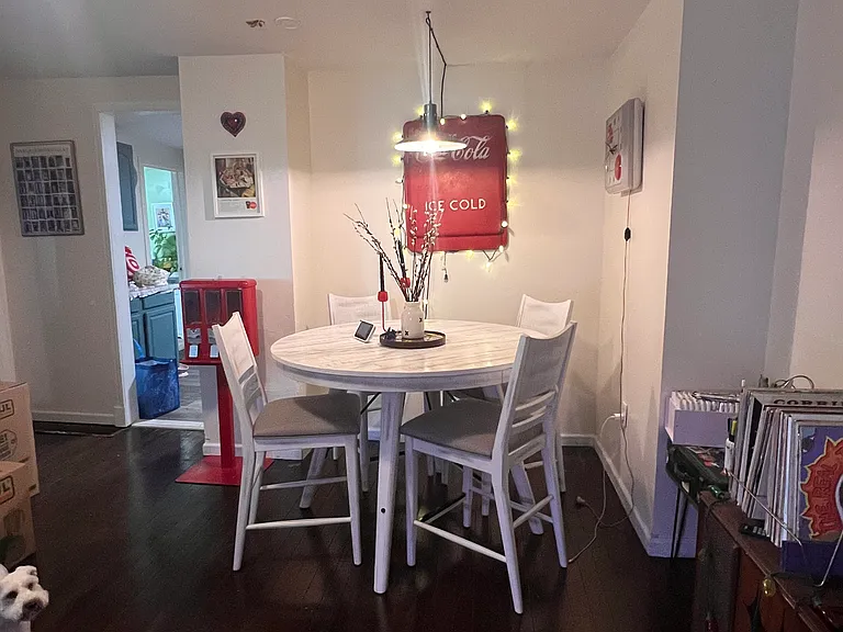 58 Bissell St #1 — Photo 4