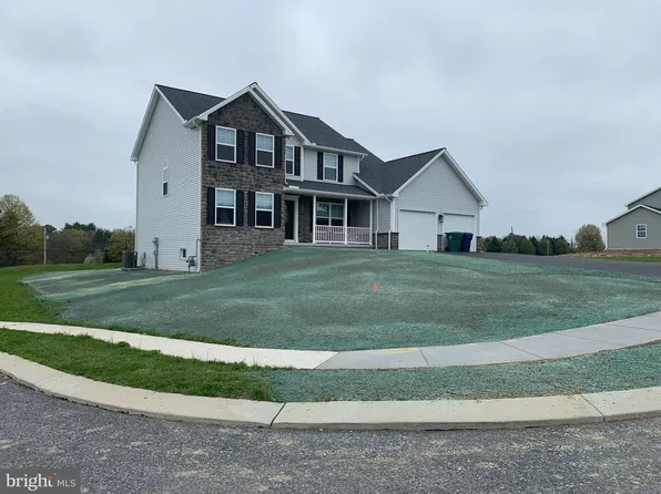 267 Mindy Dr, Harrisburg, PA 17112