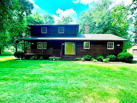 5th image of 2445 S Elyria Rd