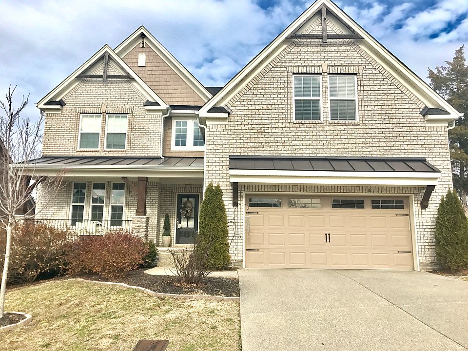 1st image of 304 Whitman Ct