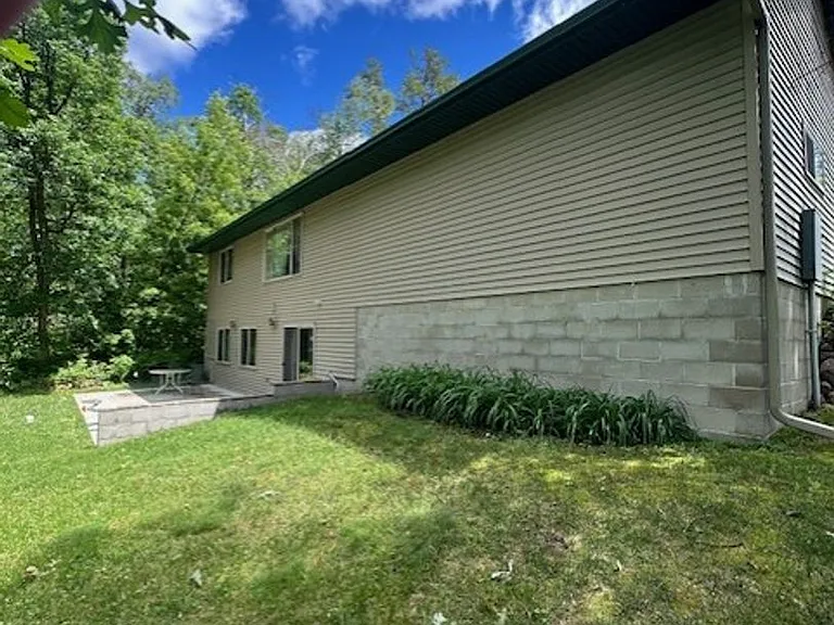 31015 Raccoon Ln — Photo 10