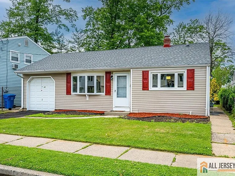 42 Hyde Ave — Photo 12