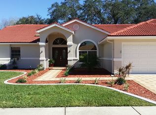 1094 Hook Dr, Spring Hill, FL 34608