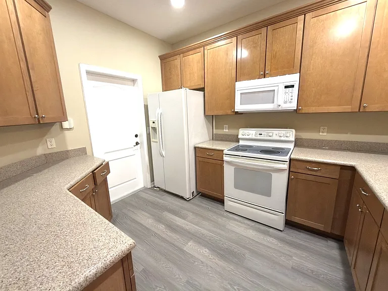 5851 Strada Capri Way — Photo 5
