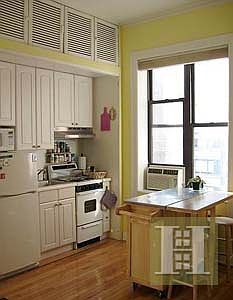 2nd image of 140 W 69th St APT 87C