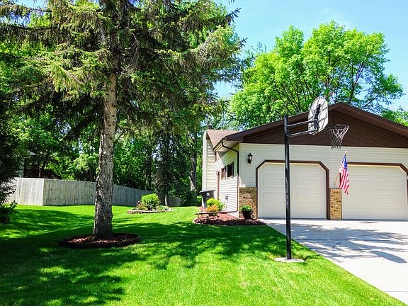 5th image of 244 Circle Hills Dr
