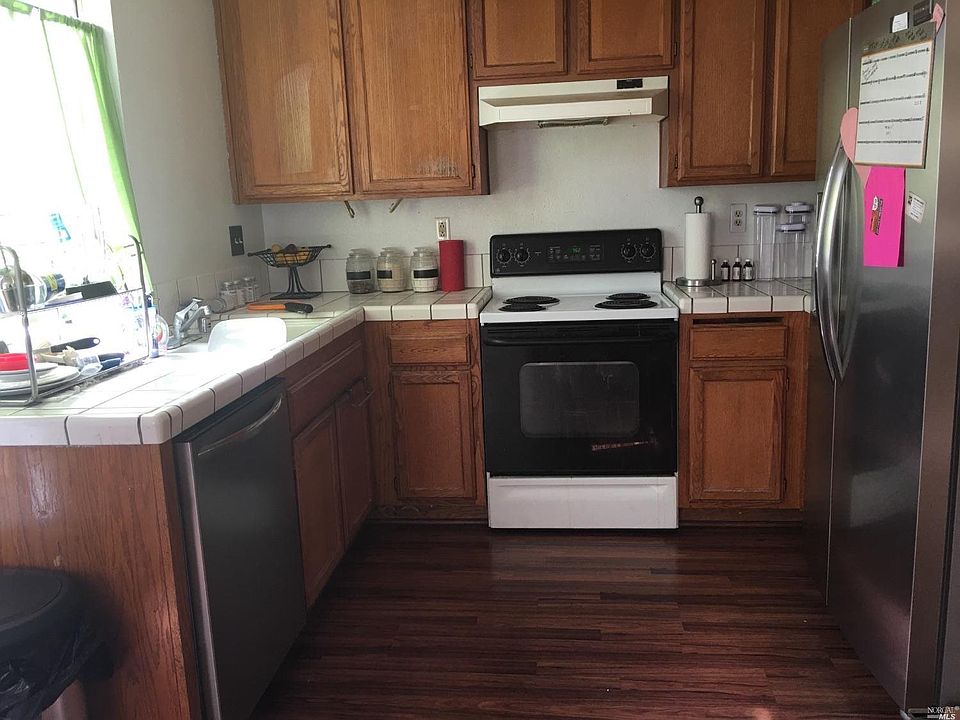 2nd image of 317 Ridgecrest Cir #1