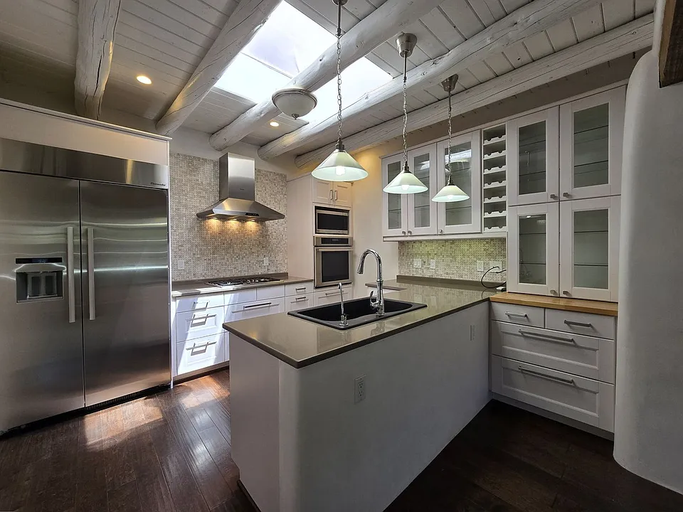 324 Camino Cerrito
