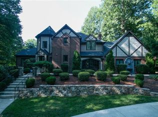 8209 Hunting Cog Rd, Oak Ridge, NC 27310