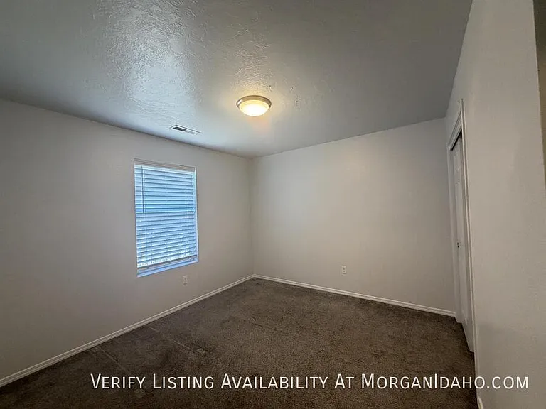 7690 E Willard Dr — Photo 3