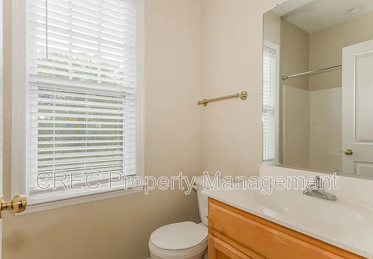 105 Barberry St — Photo 17