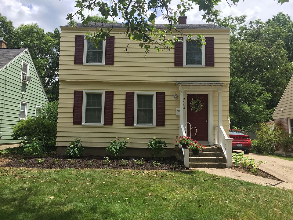 1st image of 2552 Brooklyn Ave SE