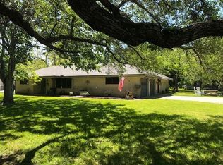 616 Cotharn Dr, Angleton, TX 77515