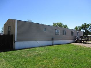 201 F St, Stapleton, NE 69163