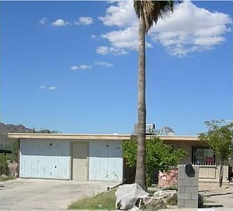 2nd image of 2918 W Paseo De Las Aves