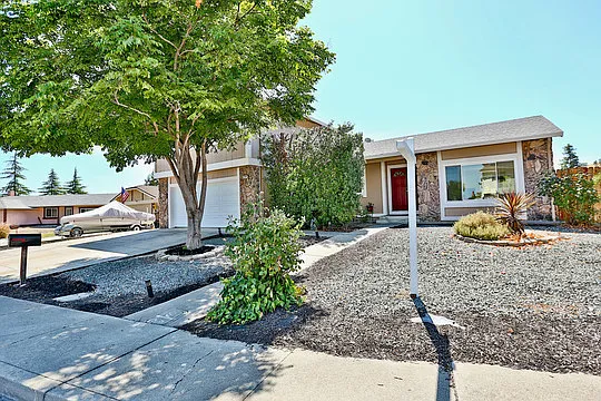 2309 Hilliard Cir photo 1