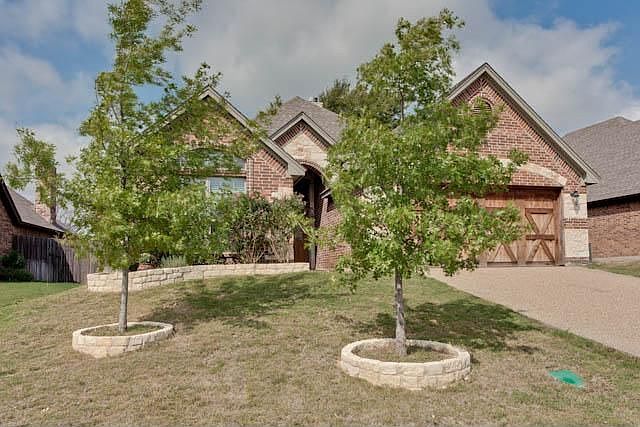 1st image of 268 Spyglass Dr