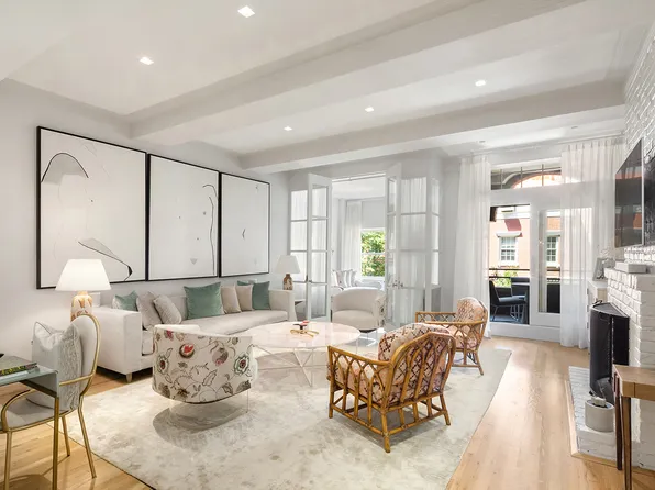 822 Greenwich Street image 1 of 9