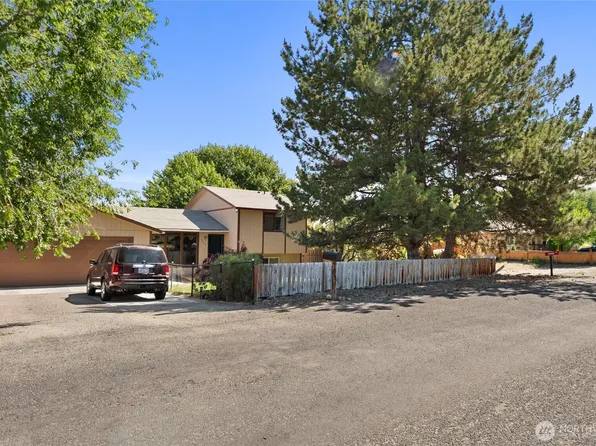 3069 Monterey Drive, Malaga, WA 98828