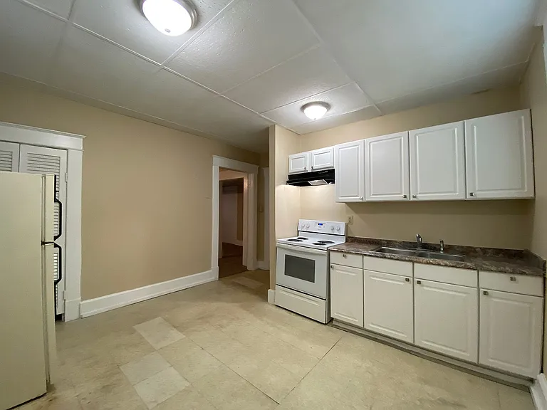 28 N McNeil St #2 — Photo 11