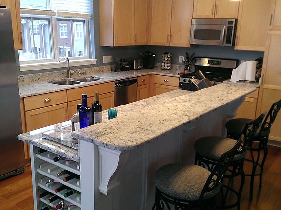 3rd image of 3862 S Lake Dr #115