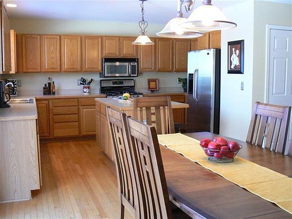 Big, open chef's kitchen!