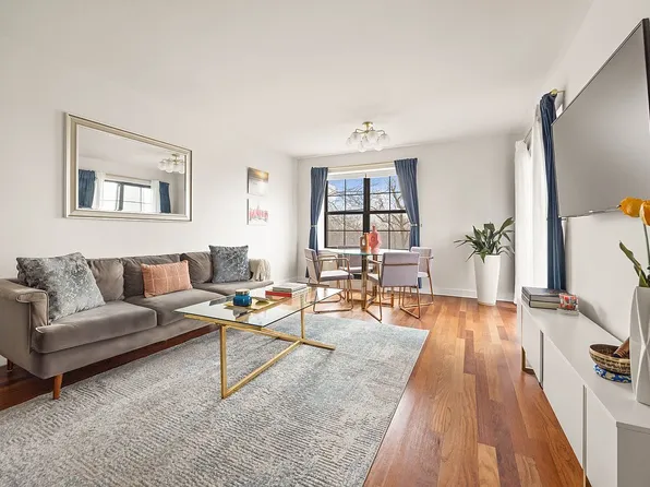 93 Rapelye St APT 3D, Brooklyn, NY 11231