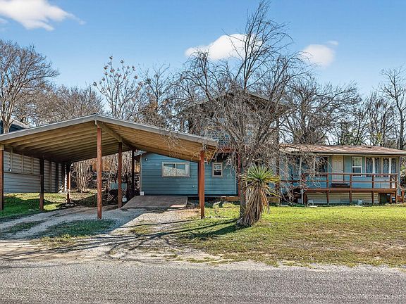 2nd image of 2401 De Soto Dr