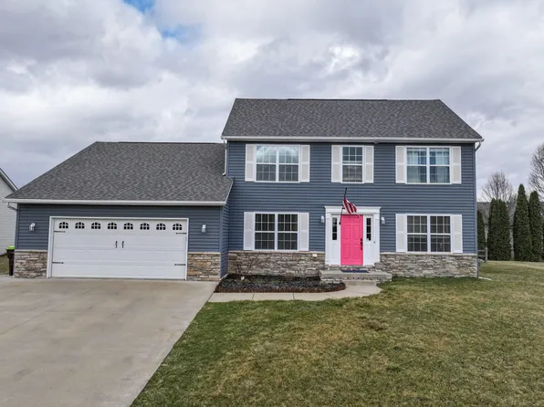 700 S Brooke Cir, Blissfield, MI 49228