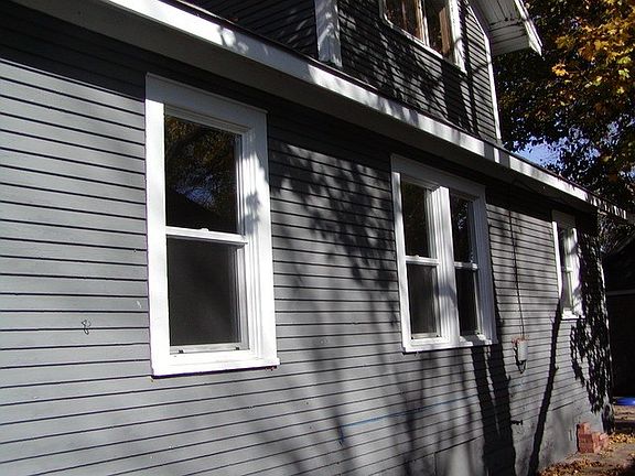 3rd image of 119 N Henrietta Ave