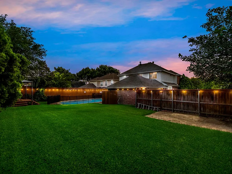 17258 Stedman Dr — Photo 35
