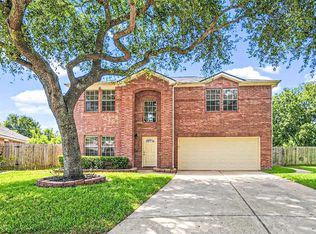9904 Fair Brook Way, Pearland, TX 77584