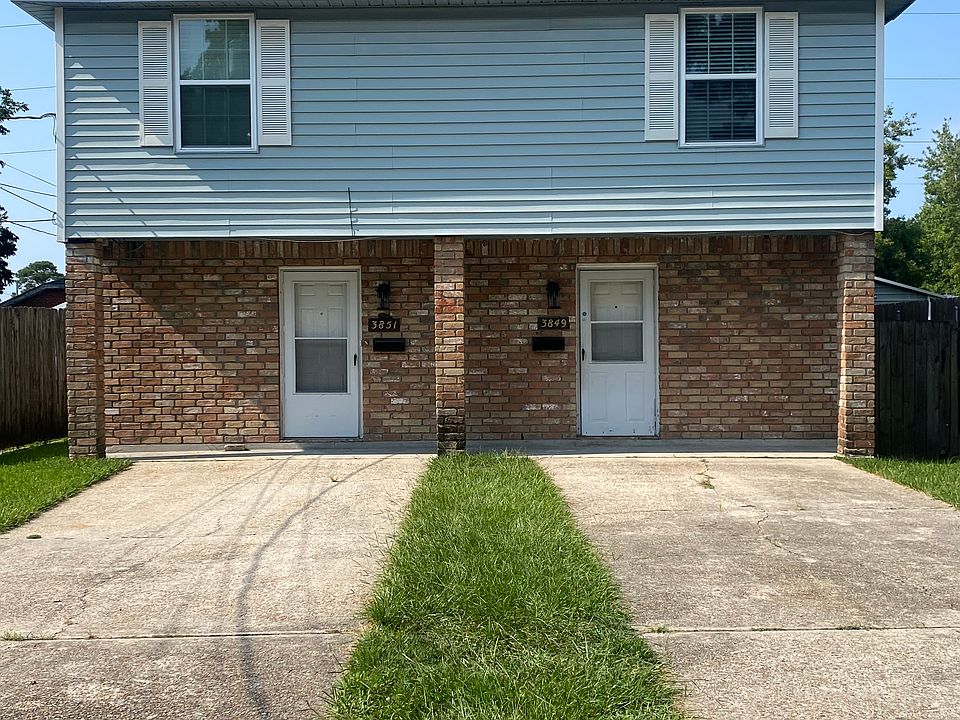 3851 Johnson Street, Metairie
Off Street Parking for 2 cars.