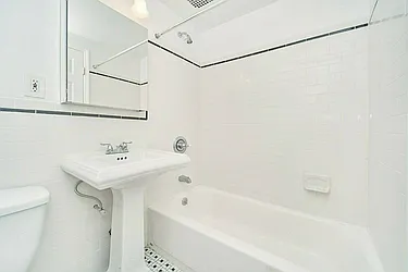 Rented by Living New York