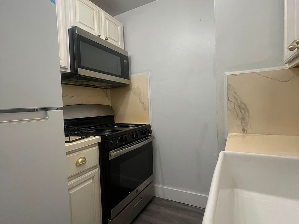1st image of 117 Wade St APT 1I