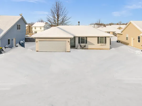 723 Tyler St, Genoa, IL 60135