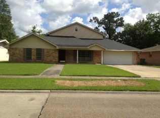 2021 14th St, Lake Charles, LA 70601