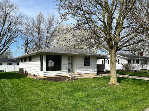 1034 Willow St, Celina, OH 45822