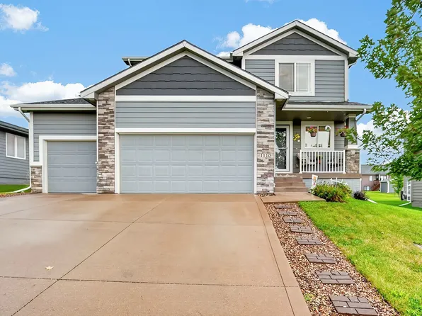 1110 Lynne Dr, Adel, IA 50003