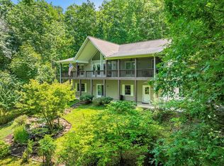 1086 Coon Cove Rd, Hiawassee, GA 30546