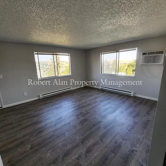 824 SW 7th St #B — Photo 3