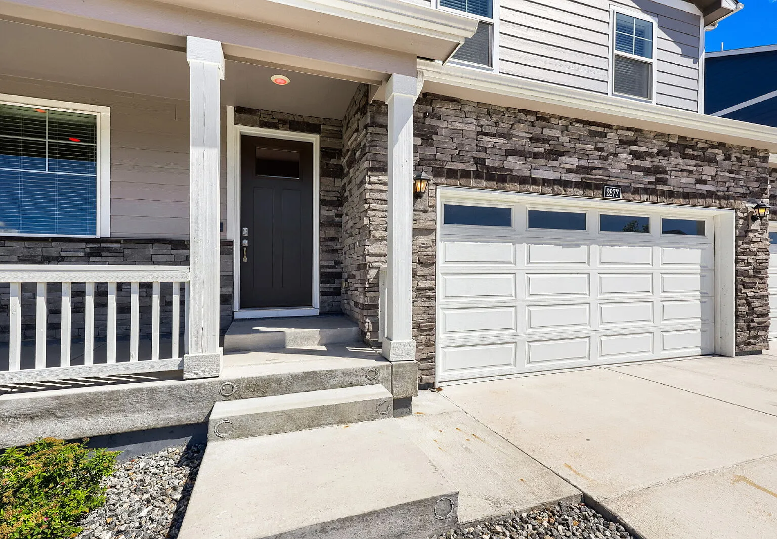 5 bed, 3.0 bath, 2652 sqft, $4,395 — Photo 2