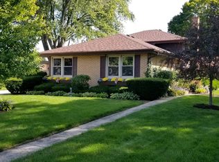 617 N Eagle Ln, Palatine, IL 60067