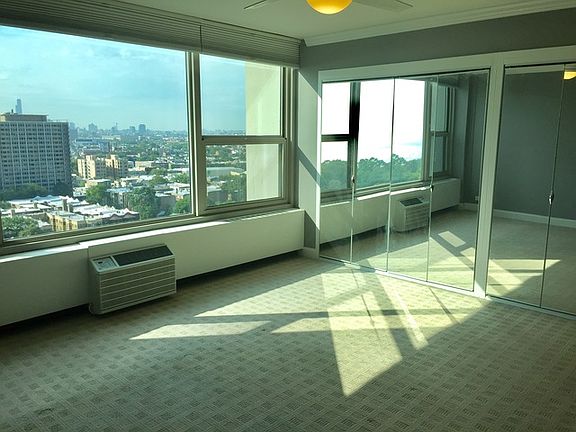 3rd image of 3600 N Lake Shore Dr APT 1825