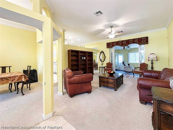 3rd image of 4428 Mendavia Dr