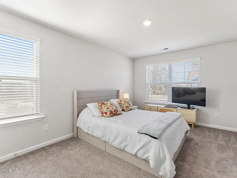 7695 Knightbell Cir — Photo 15