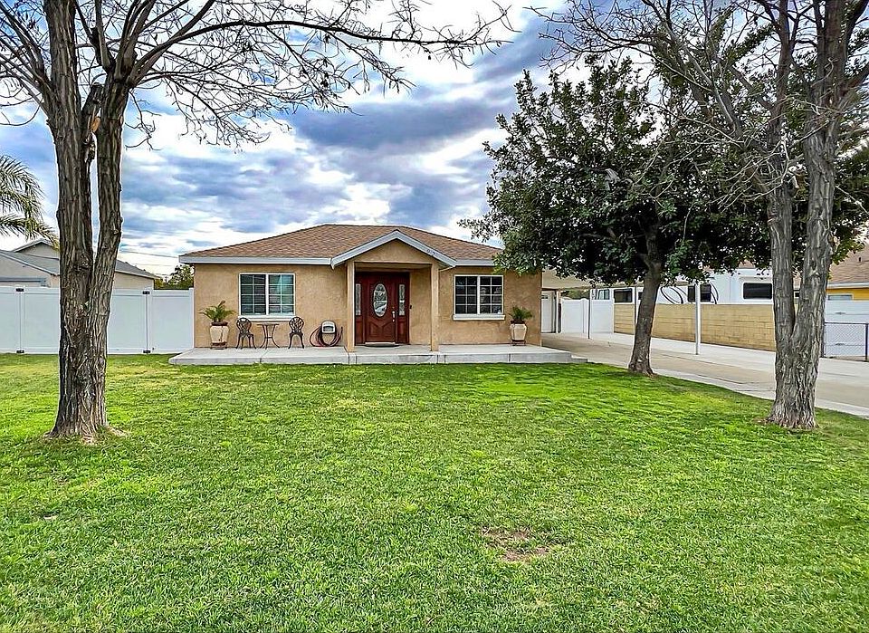 1st image of 9625 Palm Ln