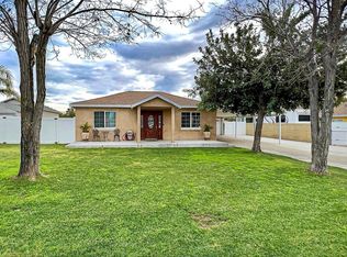 9625 Palm Ln, Fontana, CA 92335